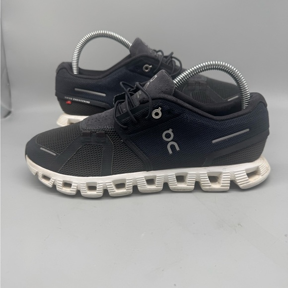 On Running Shoes - On Cloud 5 Sneakers Athletic Tennis Running Shoe Blue Women Shoe Size 8